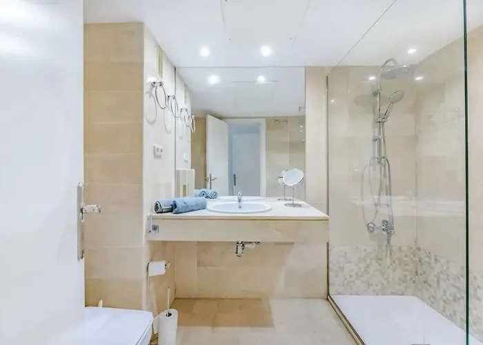 Appartamento Modern In With Shared Pool *