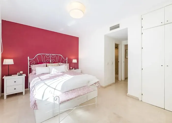 Modern In With Shared Pool * Marbella